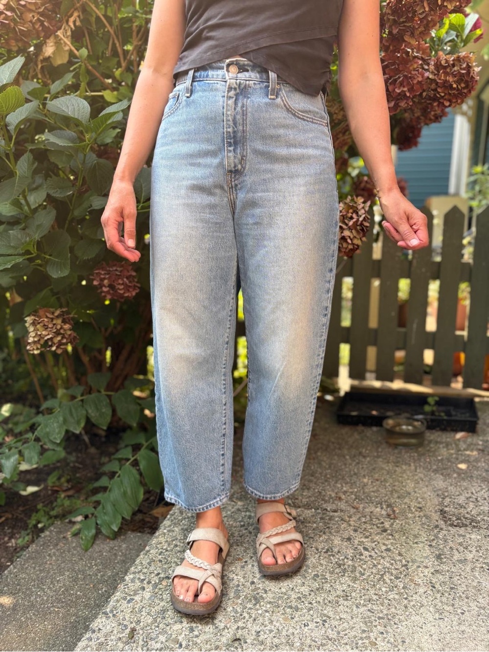 Levi's High-Rise Light Wash Balloon Jeans